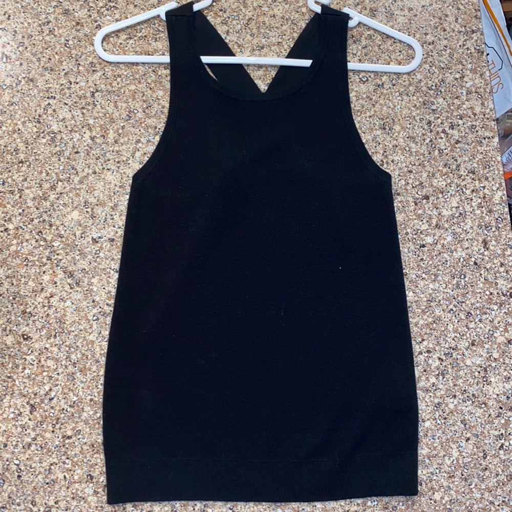 Banana Republic black cross back full length tank top. Size: XS